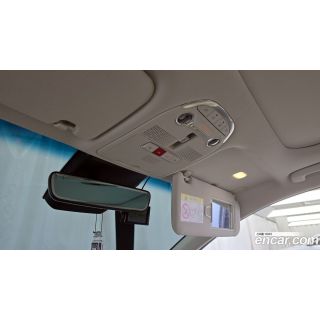 702930