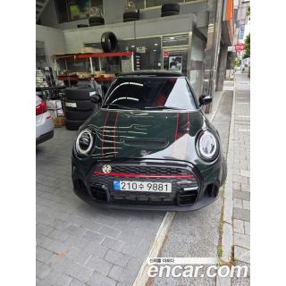 553922