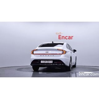 668087