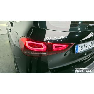 276846