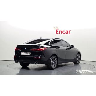 915451