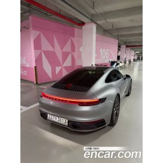 907136