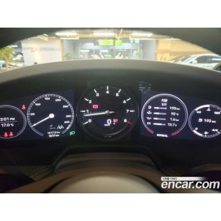239818