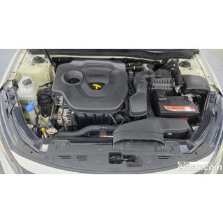 560683