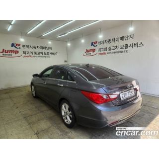489821