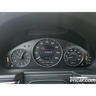 918068