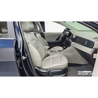 984475
