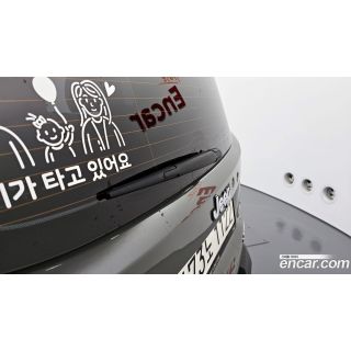 677742
