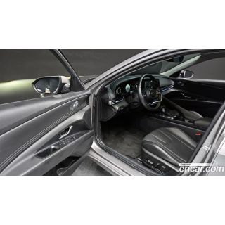 976911