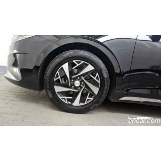 886814
