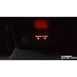 389905