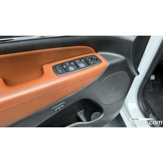 968023