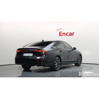 977473