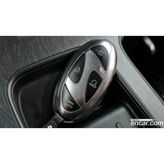 922804