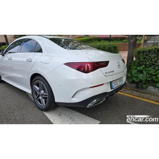 677052