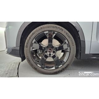 988630