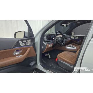 597780