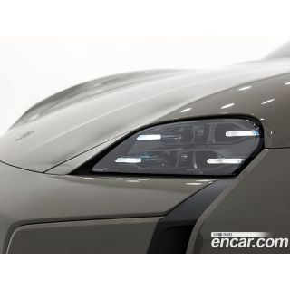 657752