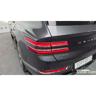 569663