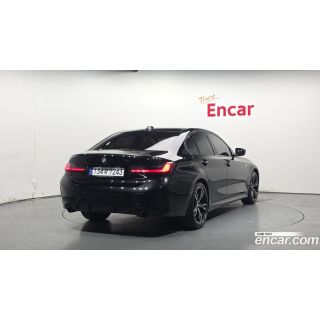 300721