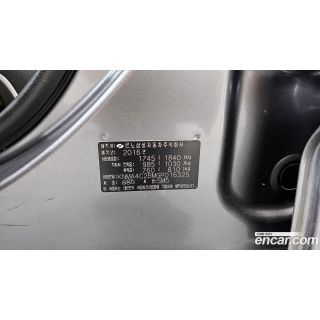 891281