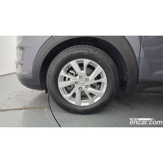 975973