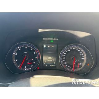 988971