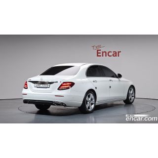 196035