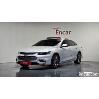 633700