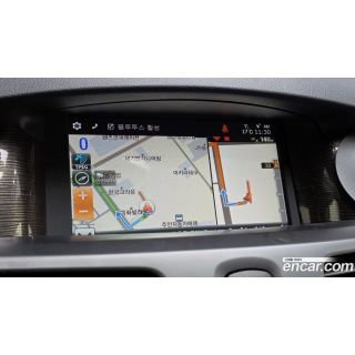 104721