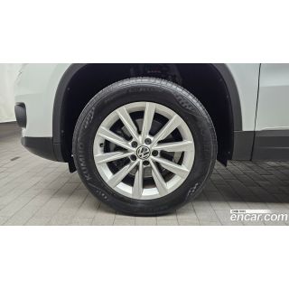 896727
