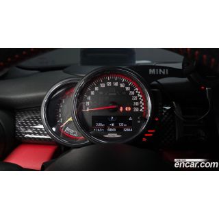 737557