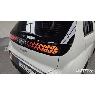 740803