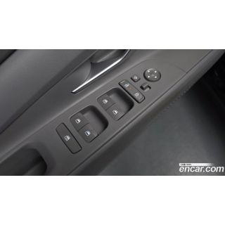 519560