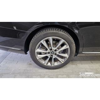 512766