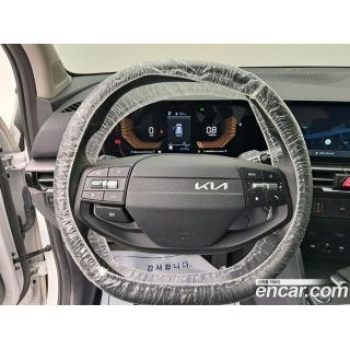 913161
