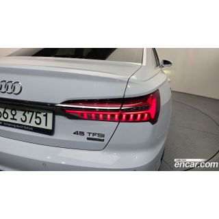 687578