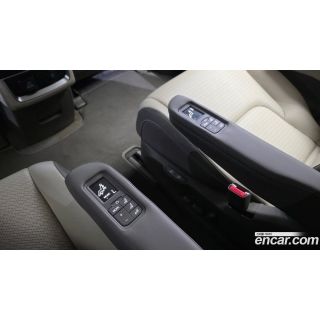 307008