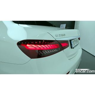 887015