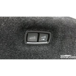263240