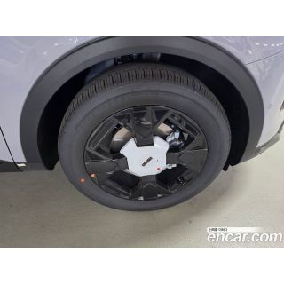 573350