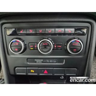 988352