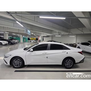 963076