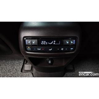 868064