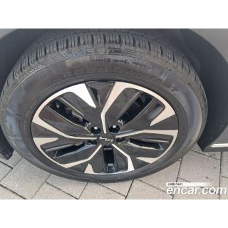 805747