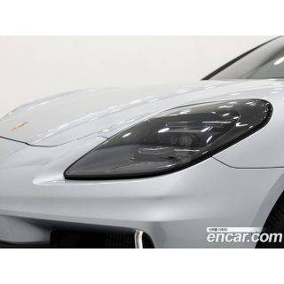 939821