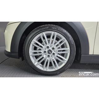 699435