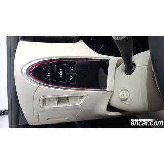 573857