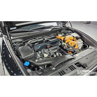 989231