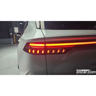 554368